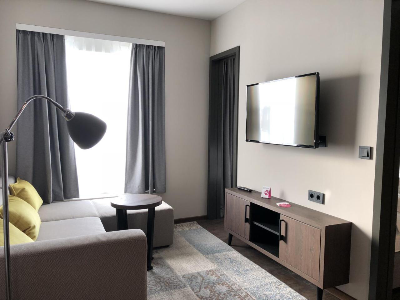 Hotel Smartino ชเวบิชฮัลล์ ภายนอก รูปภาพ